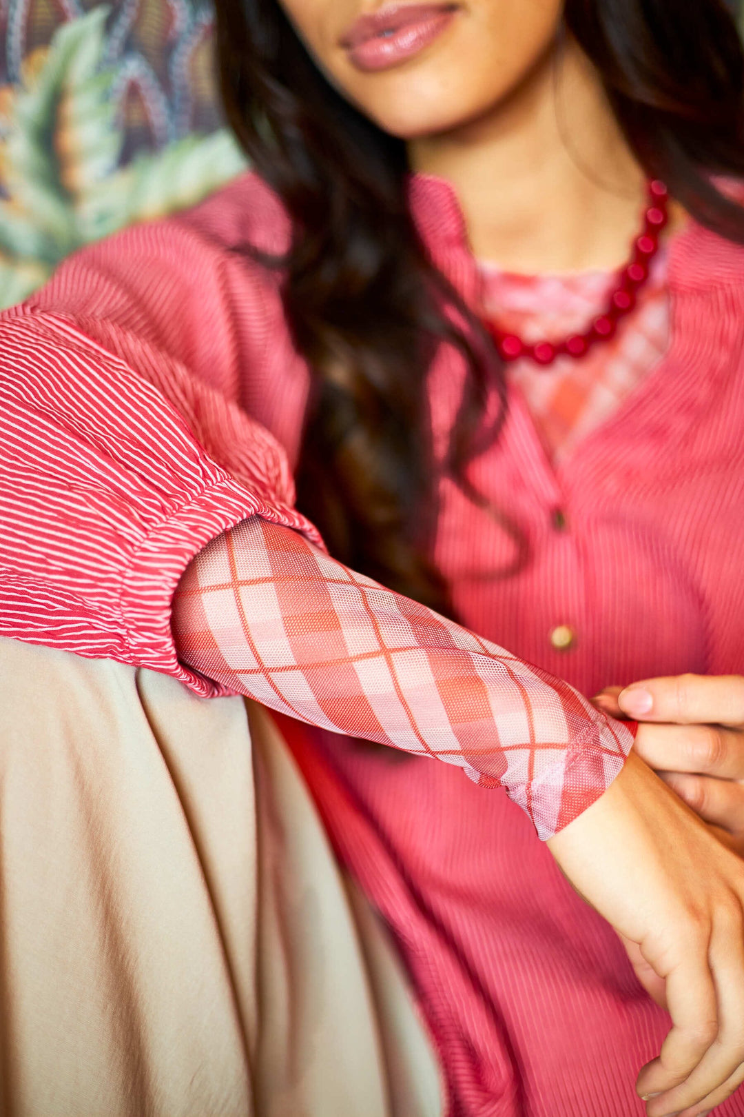 Black Colour - Bcanne Mesh Blouse 41138 - Shirts - Red Check Bluser 