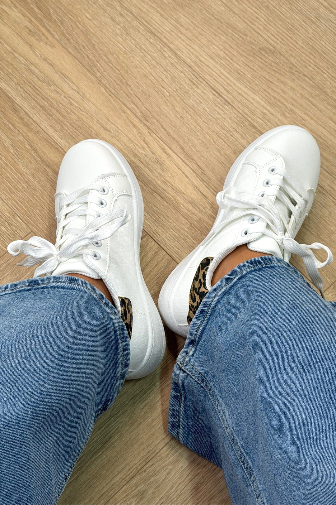Bloom - Azalea Sneakers - Leo Sneakers 