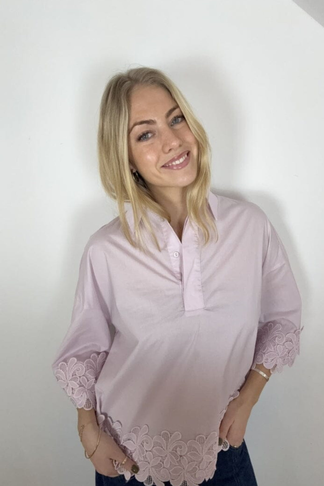 Continue - Klara Embroidery 15118 - Rose