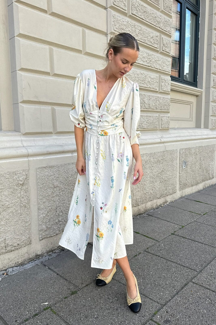 BYIC - Adelic Long Dress - owfp Off White Flower Print
