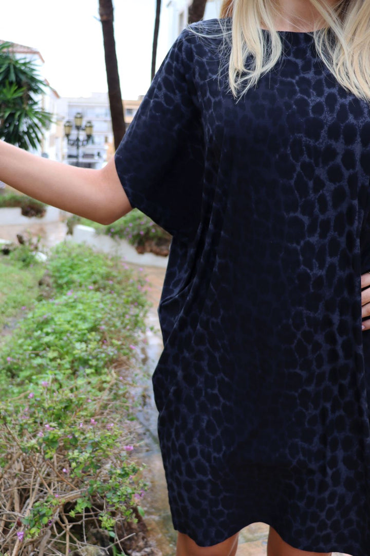 Liberte - Alma-Tunic 9520 - Dark Grey Leo