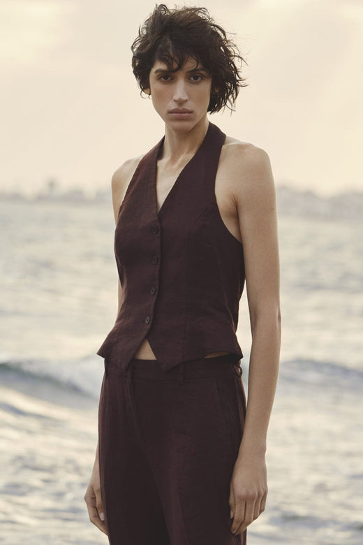 Forudbestilling - Moss Copenhagen - Mschnaira Claritta Halterneck Waistcoat 19056 - Fudge Frakker 