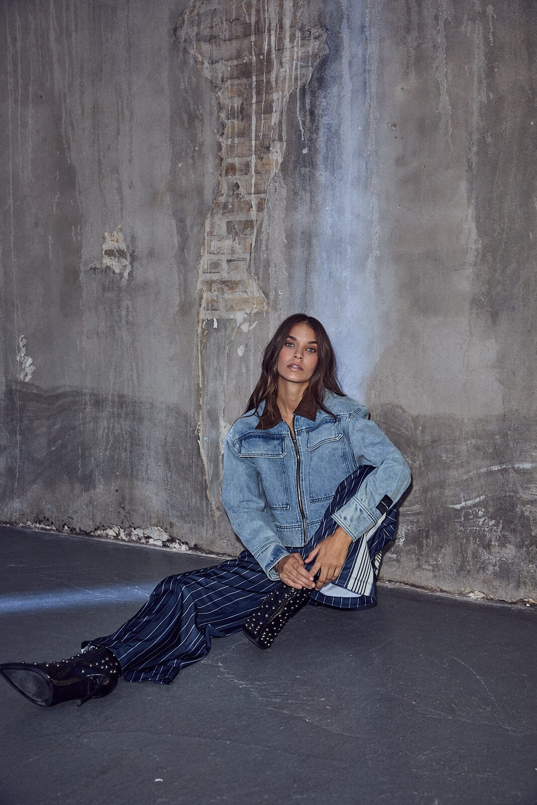 Haute L'Amitié - Meliza Crop Denim Jacket HL10492 - Denim Blue Jakker 