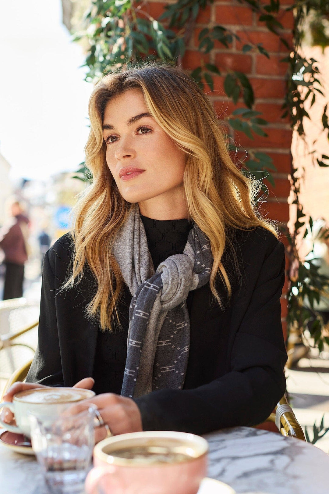Hype The Detail - Triangle Scarf 960-83 - 80 - Lys Grå Melange Tørklæder 