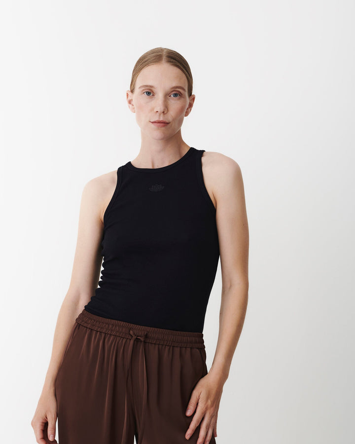 Karmamia - Alba Tank Top 2094 - Black Toppe 