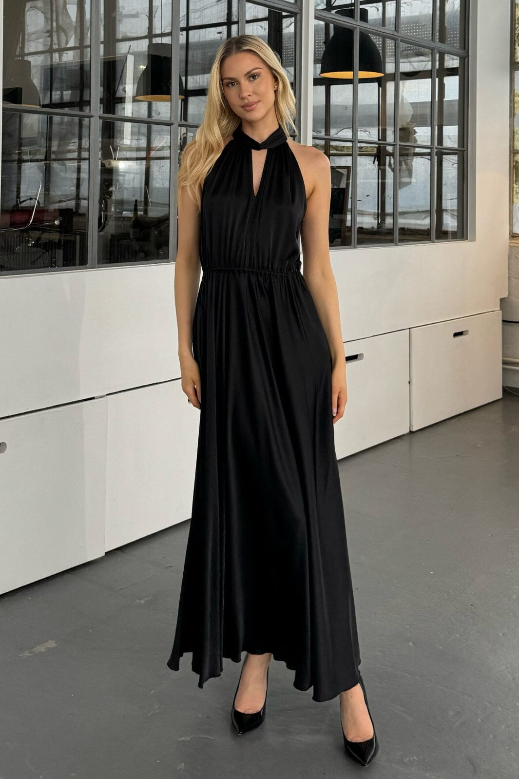 Karmamia - Ava Maxi Dress - Black