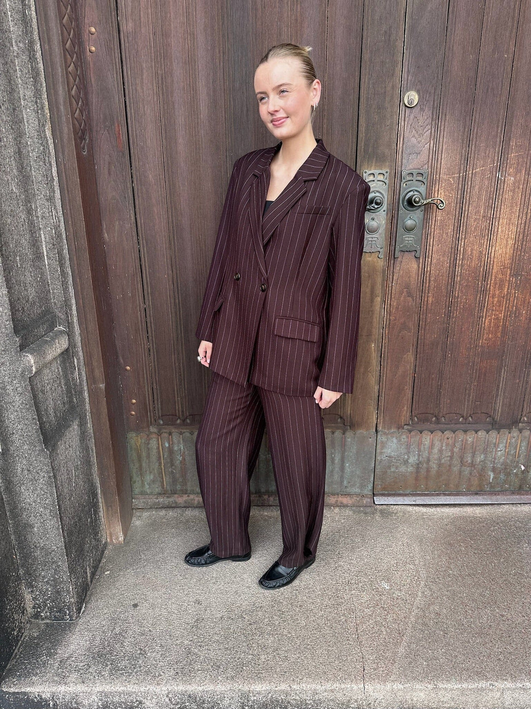 Love & Divine - Love1648 20306 - 834 - Brown Pinstripes Blazere 
