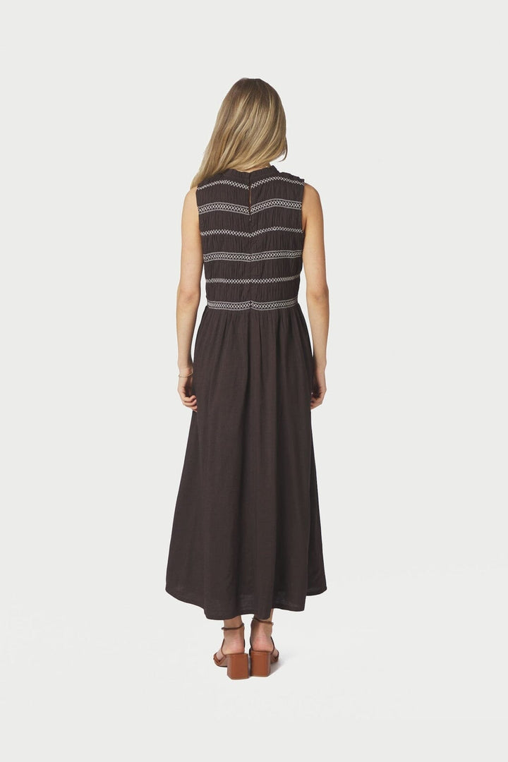 Neo Noir - Atika Deco Smock Dress 166105 - 676 - Dark Brown