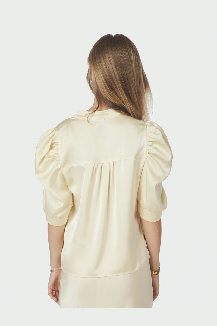 Neo Noir - Roella Heavy Sateen Blouse 162590 - 191 - Light Yellow