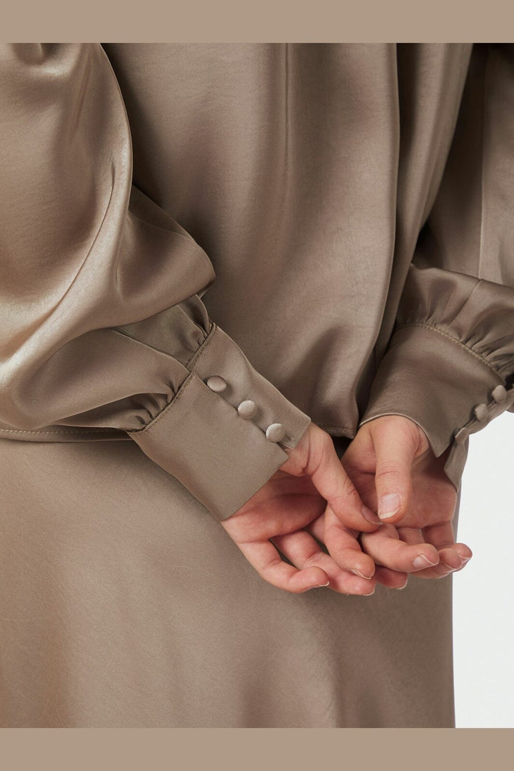 Neo Noir - Rosslyn Heavy Sateen Blouse 163769 - 811 - Dark Taupe