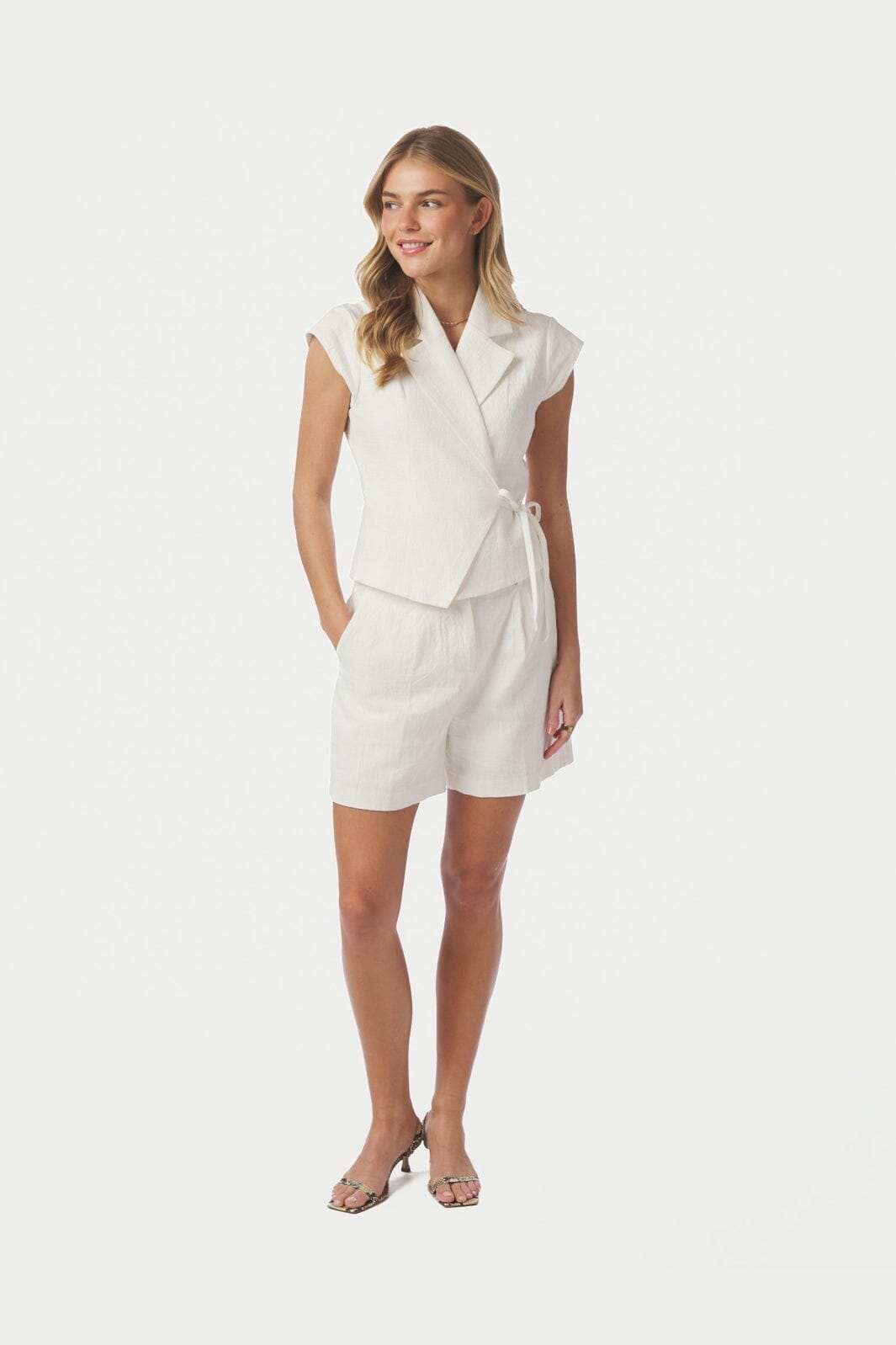 Neo Noir - Salima Ramie Waistcoat 168128 - 121 - Off White