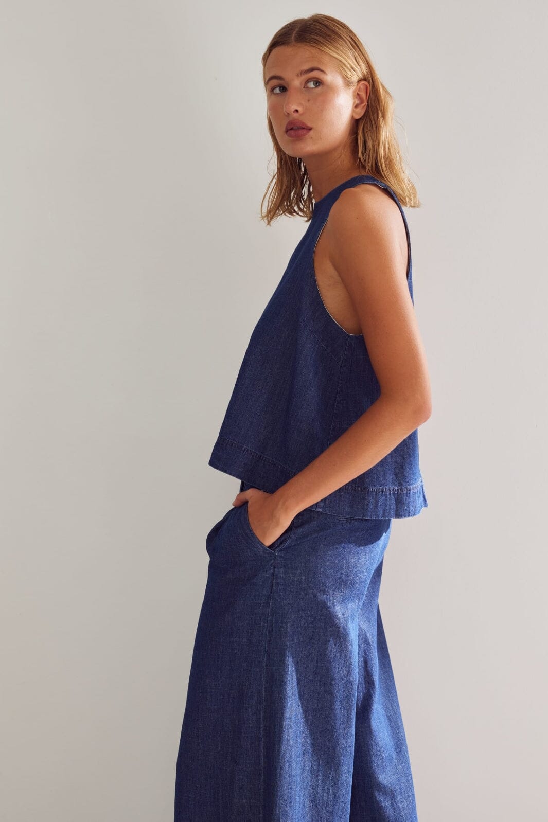 Noella - Lindsey Blouse 13320003 - 1327 - Medium Blue Wash