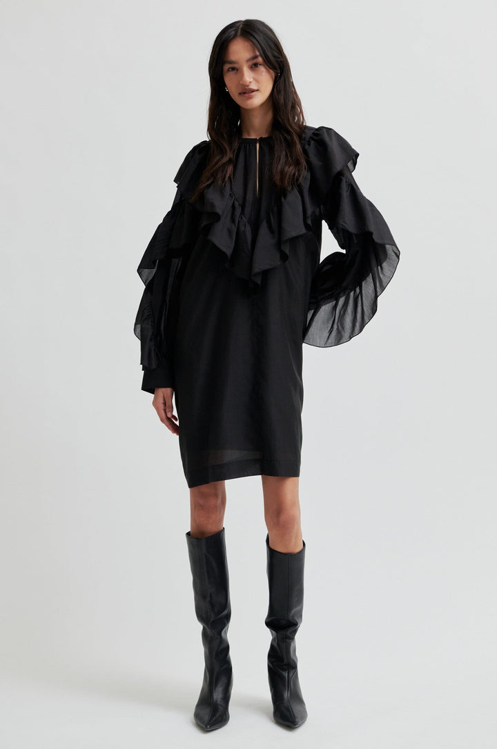 Second Female - Dream Ruffle Dress 60330 - 8001 Black Kjoler 