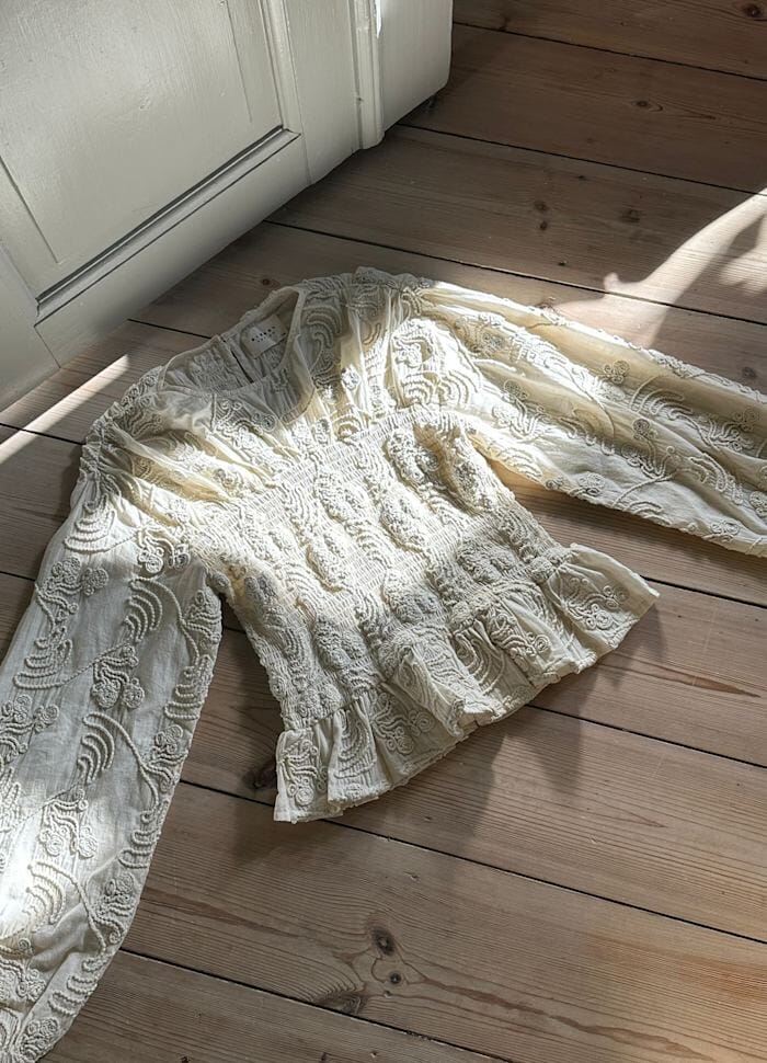 Sissel Edelbo - Iluna Top SE 1902 - Champagne Bluser 