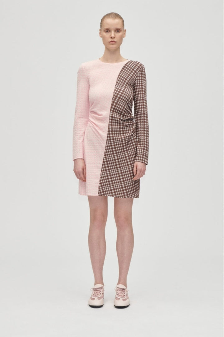 Stine Goya - 2118 Checkered Jersey, Ruched Waist Short Dresssg-aw25-d157-2118 - Brown And Pink Checks