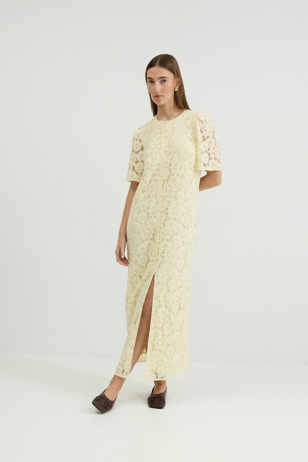 Vila - Vimala 2/4 Sleeve Lace Dress - 5089653 Pastel Yellow